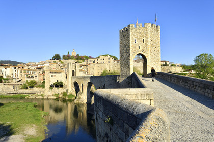 Espagne, Besalu