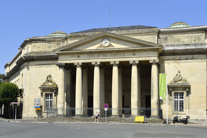France, Caen