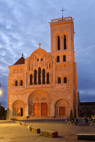 France, Vezelay