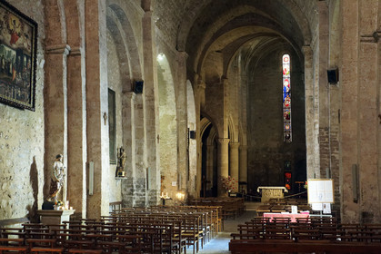 France, Moustiers