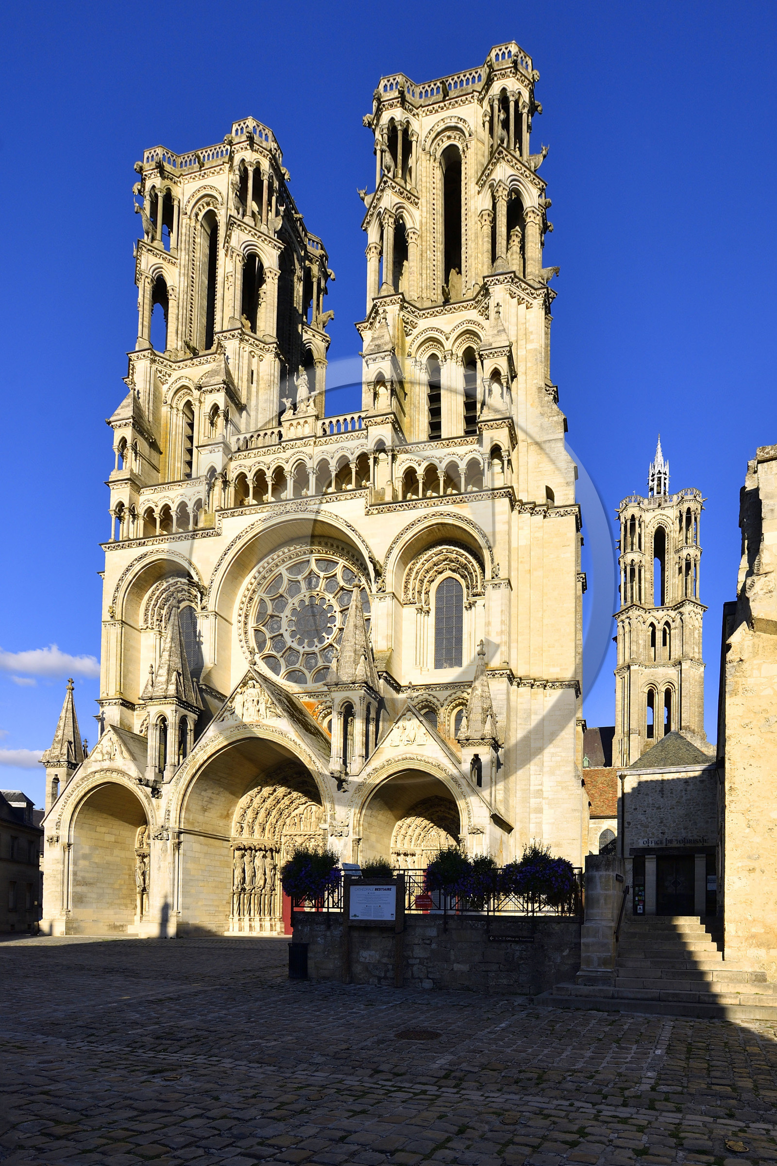 France, Laon