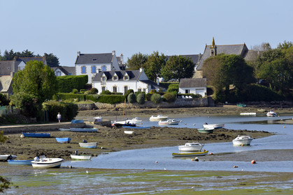 France,  St Cado