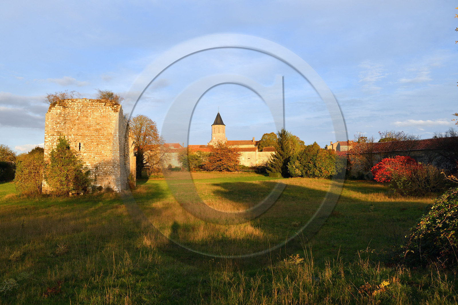 France, Tusson