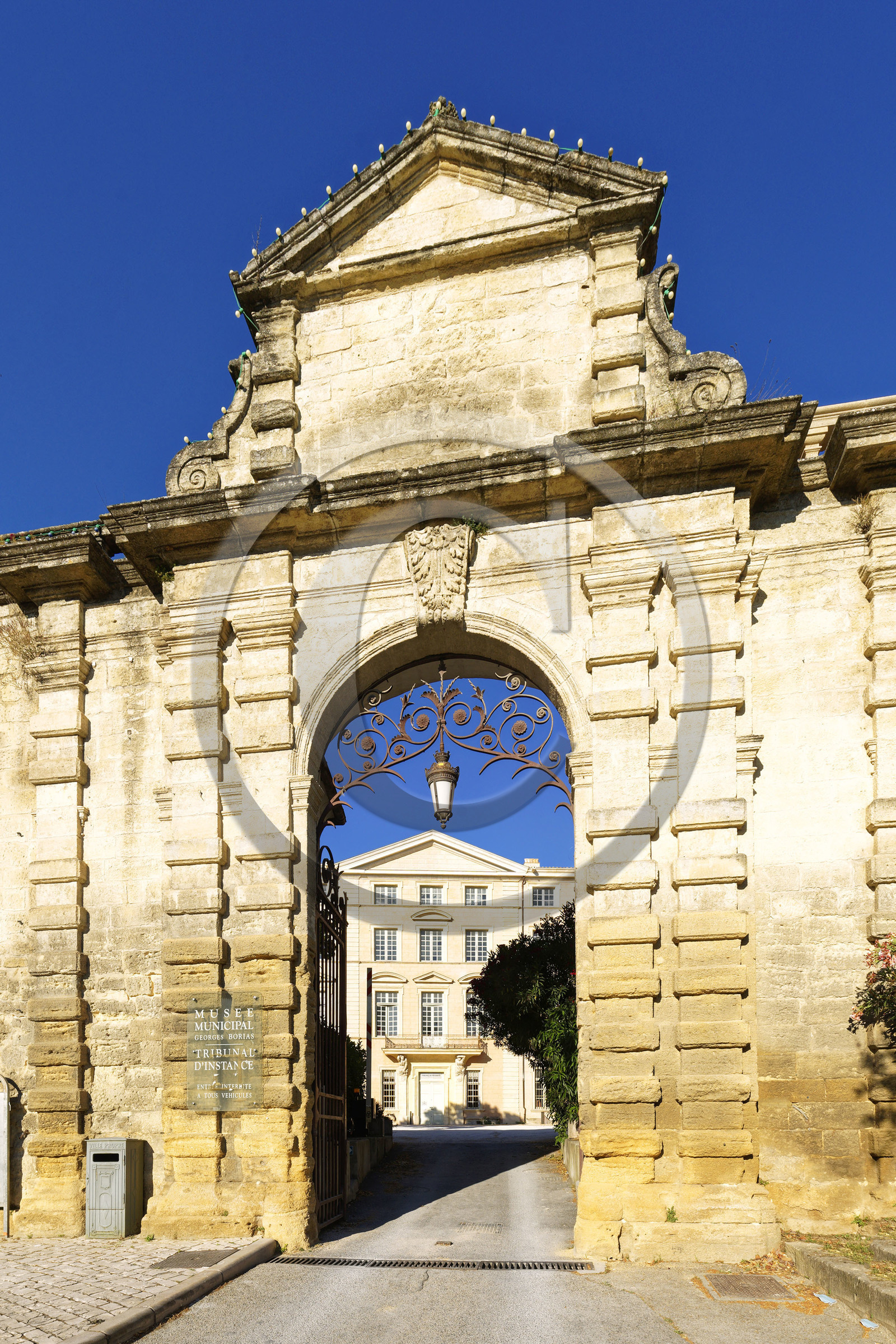 France, Uzes
