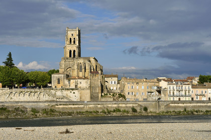 France, Pont St-Esprit