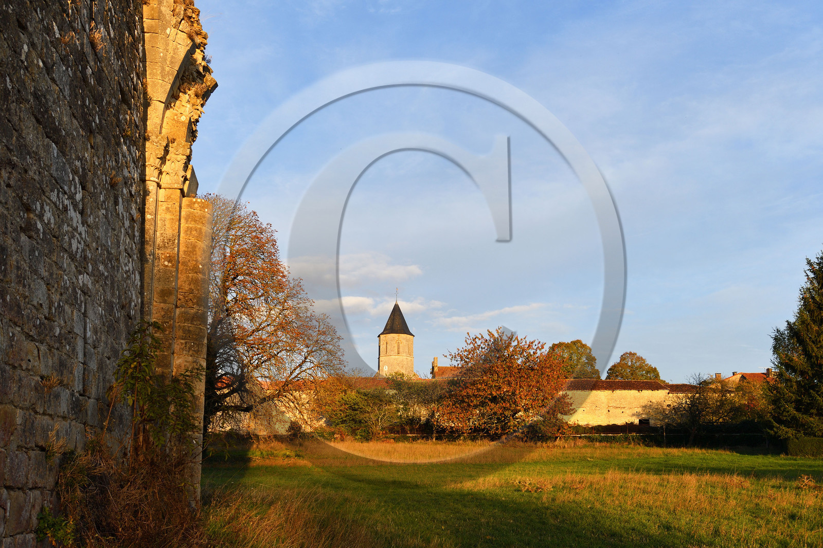 France, Tusson