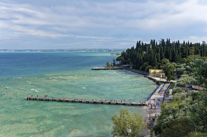 Italie lombardie lac garde sirmione plage