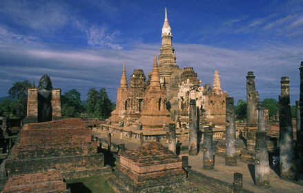 THAILANDE   SUKHOTHAI.TEMPLE DE WAT MAHATHAT