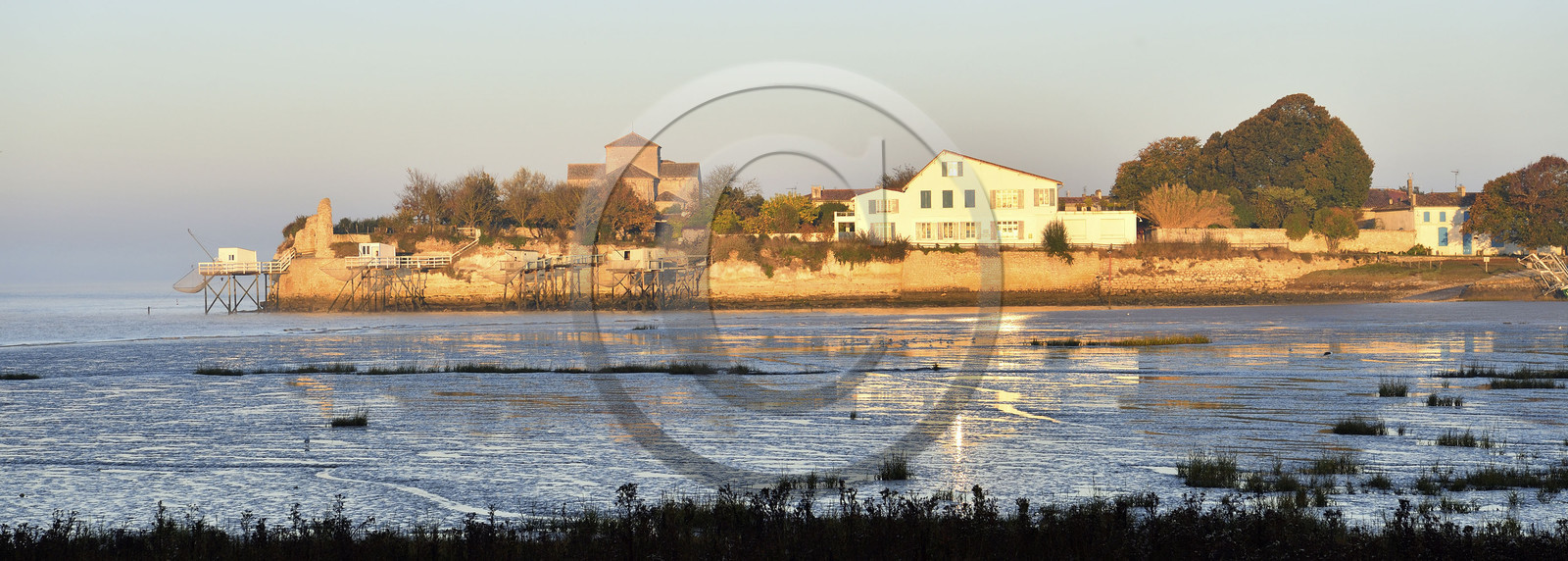 France charente maritime estuaire gironde saintonge talmont sur gironde