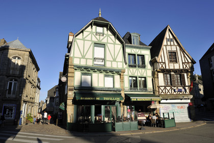 France, Auray