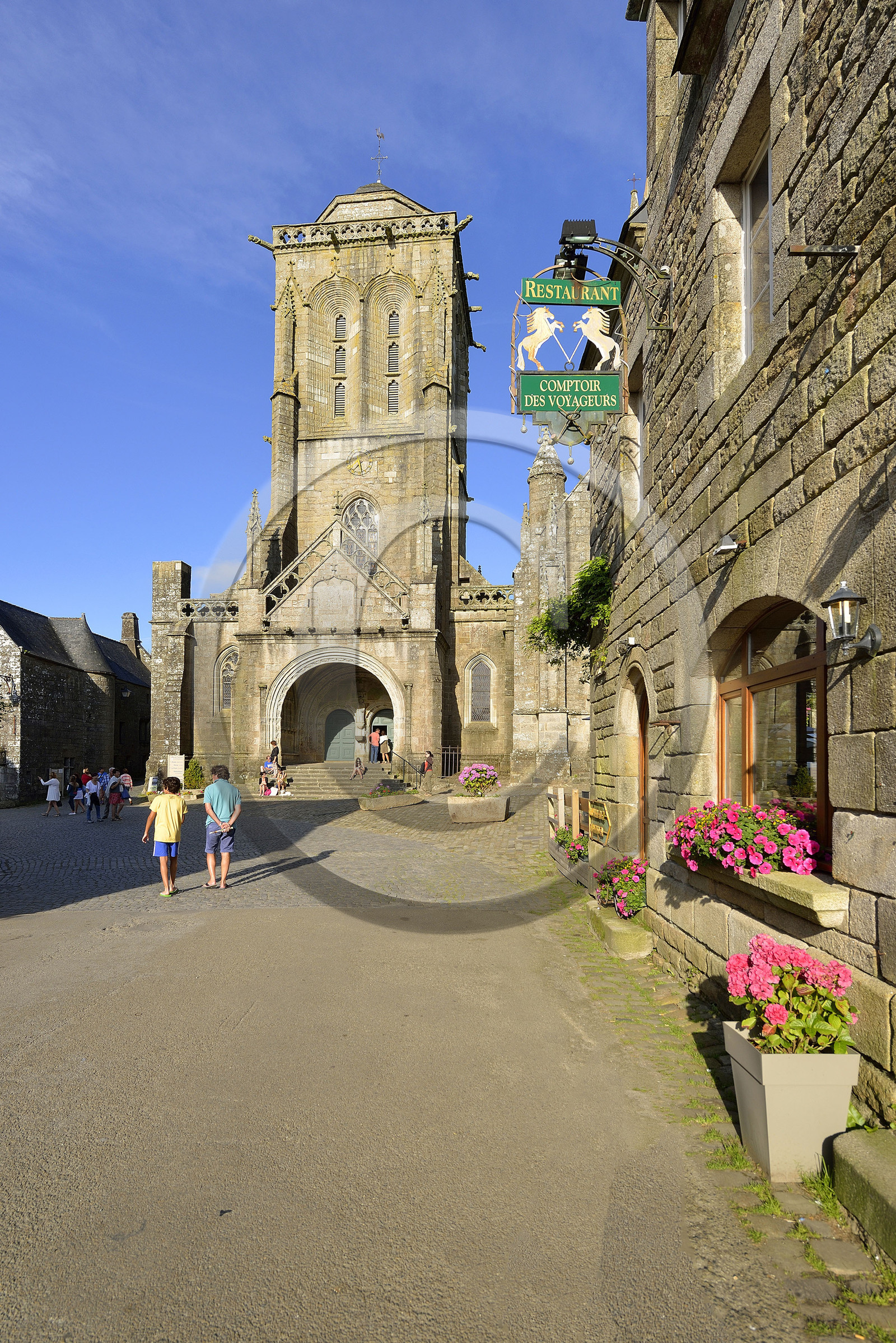 France, Locronan