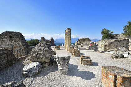 Italie lombardie lac garde sirmione grotte