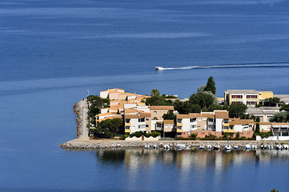 France, Thau