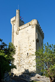 France, Villeneuve