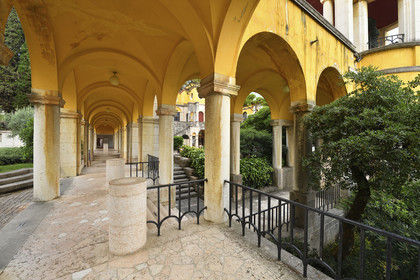Italie lombardie lac garde gardone riviera