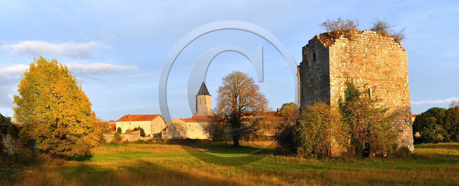 France, Tusson