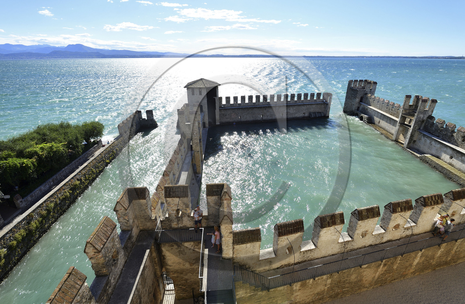 Italie lombardie lac garde sirmione chateau